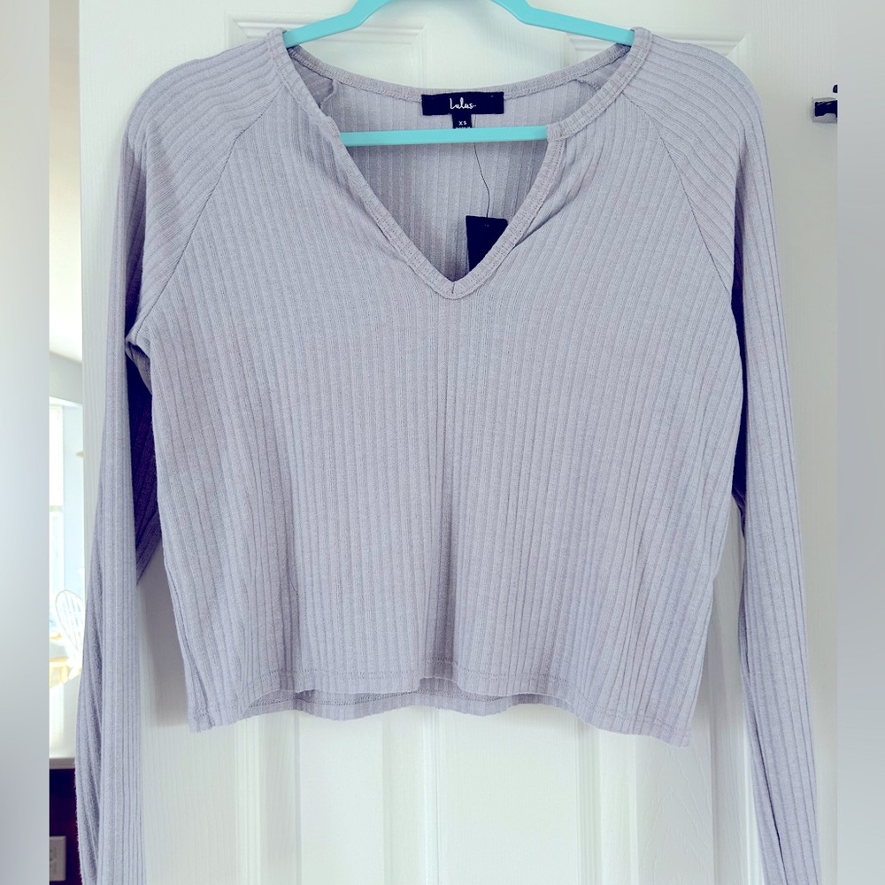 LuLus XS Light Purple Crop V Neck Long Sleeve
